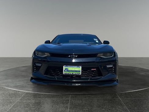 Used 2018 Chevrolet Camaro SS RWD image 3