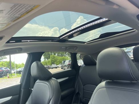 Used 2020 INFINITI QX50 Luxe w/ Navigation Package FWD image 25