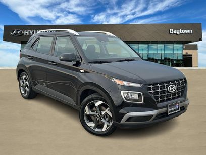 Used 2025 Hyundai Venue SEL