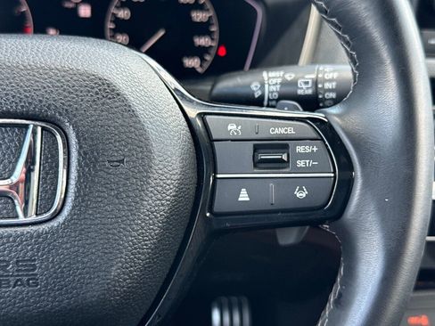 Used 2025 Honda Civic Sport image 29