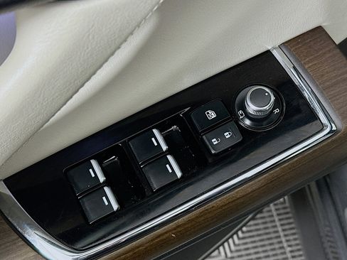 Used 2023 MAZDA CX-9 Signature image 15