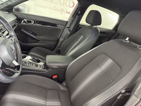 Used 2023 Honda Civic Sport image 11