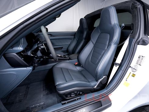 Used 2024 Porsche 911 Targa 4 GTS image 19