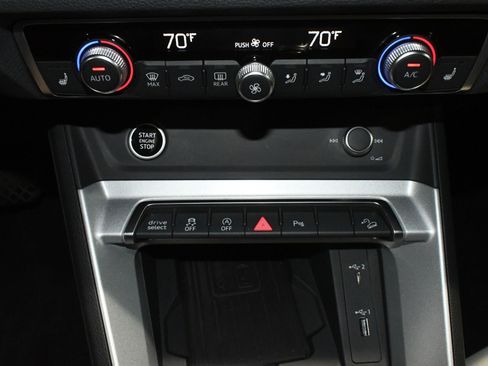 Used 2021 Audi Q3 2.0T Premium Plus w/ Premium Plus Package image 34