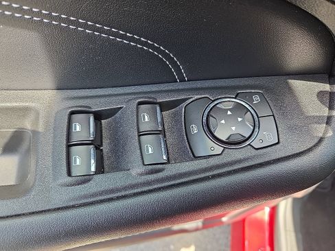 Used 2022 Ford Edge Titanium w/ Equipment Group 301A AWD/4WD image 15