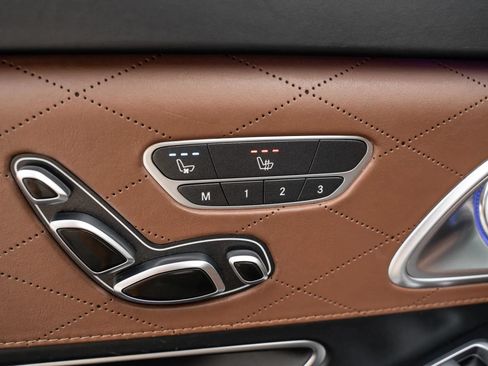 Used 2019 Mercedes-Benz Maybach S 560 4MATIC image 18