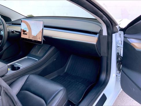 Used 2021 Tesla Model 3 Standard Range Plus RWD image 23