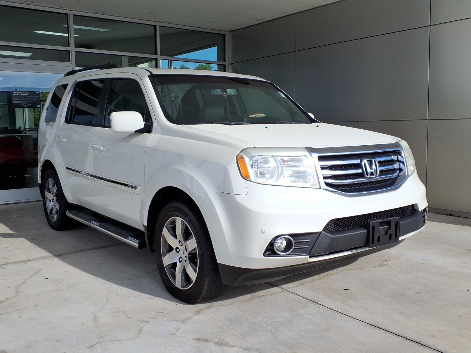 Used 2015 Honda Pilot Touring image 1