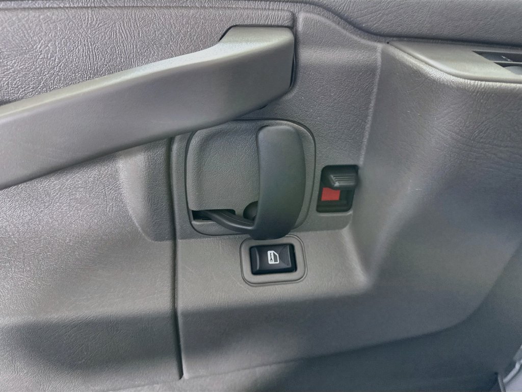 Used 2025 GMC Savana 2500 w/ Driver Convenience Package RWD image 20