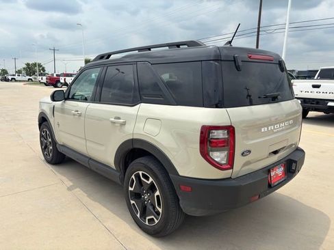 Used 2024 Ford Bronco Sport Outer Banks w/ Tech Package AWD/4WD image 4