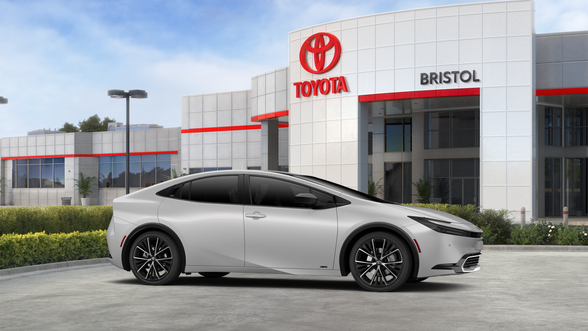 New 2027 Toyota Prius Limited AWD/4WD image 15