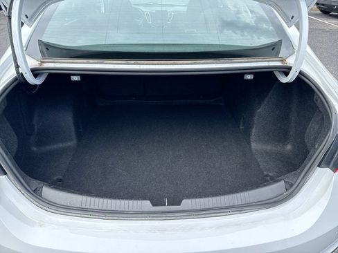 Used 2024 Chevrolet Malibu LT FWD image 23