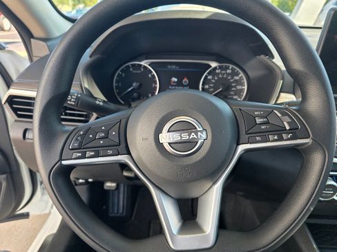 New 2025 Nissan Altima 2.5 SV w/ SV Special Edition Package image 16