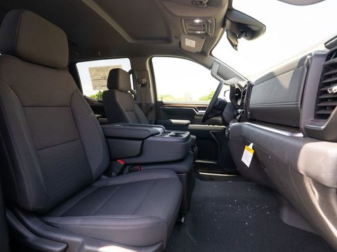 New 2025 Chevrolet Silverado 1500 LT image 13