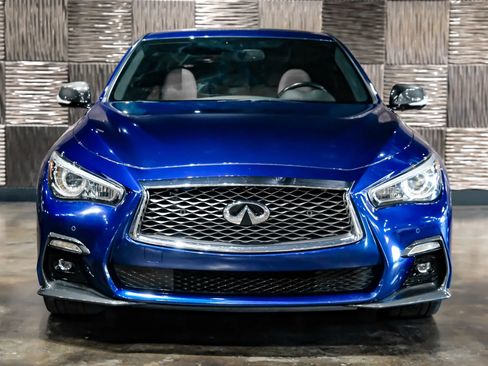 Used 2019 INFINITI Q50 Red Sport 400 w/ Sensory Package AWD/4WD image 8