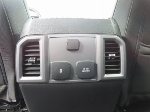 Used 2019 Ford F150 XLT w/ Equipment Group 302A Luxury image 11