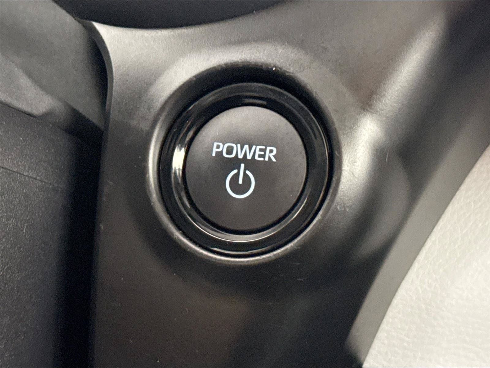Certified 2026 Toyota Sienna XLE FWD image 22