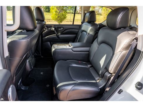 Used 2024 INFINITI QX80 Luxe image 14