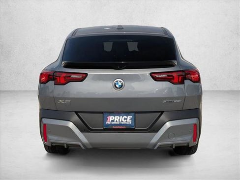 Used 2025 BMW X2 xDrive28i w/ Premium Package image 7