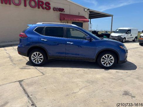 Used 2020 Nissan Rogue SV FWD image 8