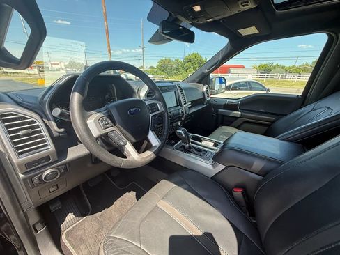 Used 2016 Ford F150 Platinum w/ Equipment Group 701A Luxury AWD/4WD image 14
