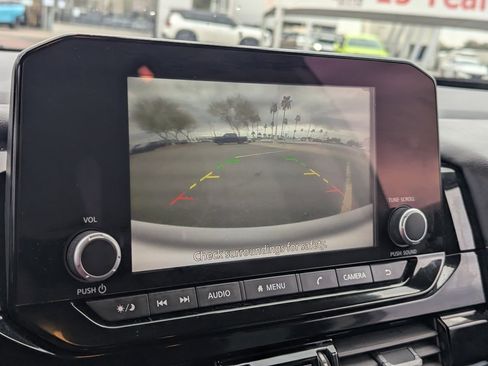 Certified 2024 Nissan Pathfinder SV w/ SV Premium Package image 29