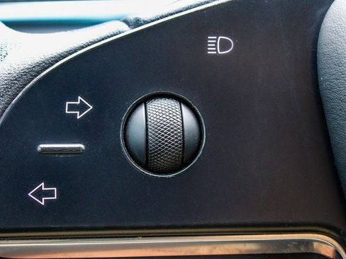 Used 2021 Tesla Model S Plaid image 28