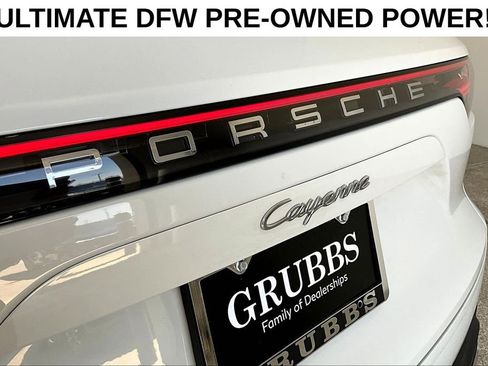 Used 2023 Porsche Cayenne AWD/4WD image 40