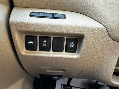 Used 2016 Nissan Altima 2.5 SL w/ 2.5 Technology w/LED Package FWD image 22