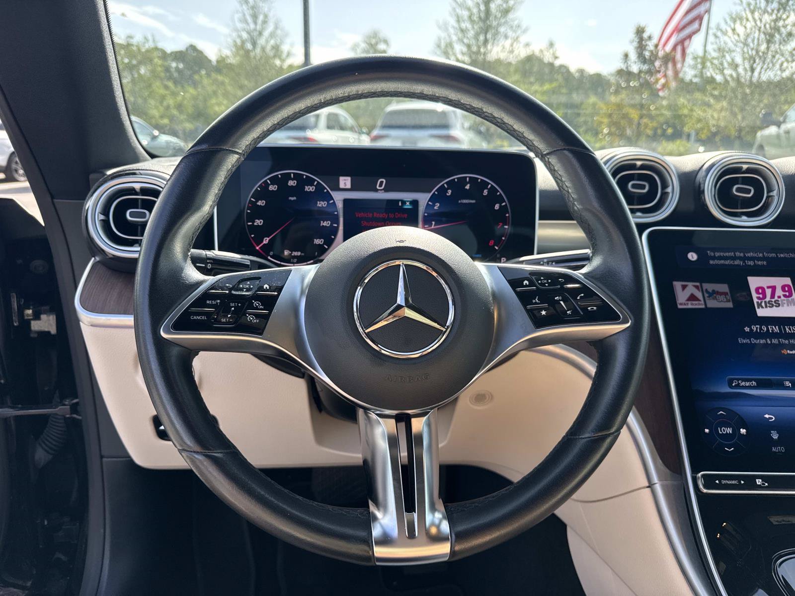 Used 2025 Mercedes-Benz CLE 300 4MATIC Coupe image 22