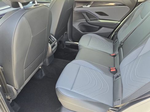 Certified 2026 Volkswagen Tiguan SE w/ Panoramic Sunroof Package FWD image 12