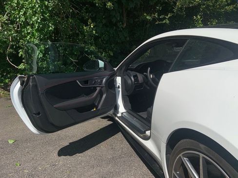 Used 2023 Jaguar F-TYPE R image 13