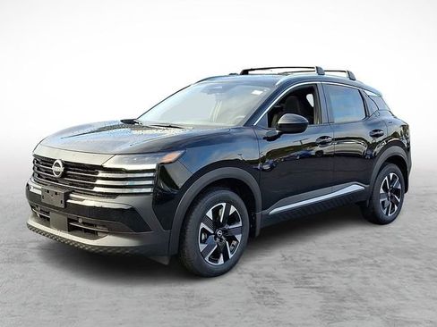 New 2026 Nissan Kicks SV w/ SV Premium Package image 2