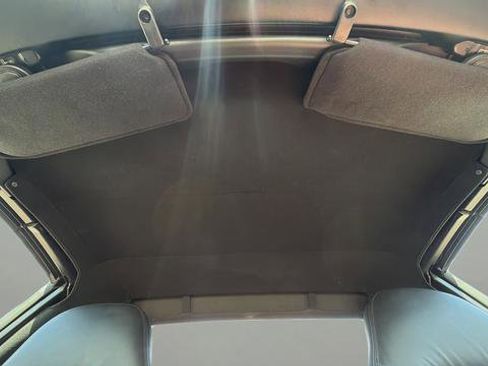 Used 2001 Chevrolet Corvette Convertible w/ Preferred Equipment Group2 image 27