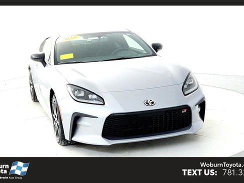 Certified 2025 Toyota GR86 w/ ALL Weather Mat Package (TMS) image 1