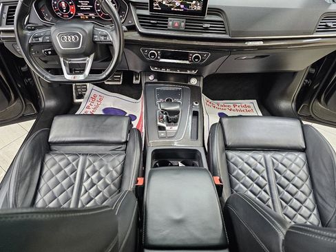 Used 2018 Audi SQ5 Premium Plus w/ S Sport Package image 28