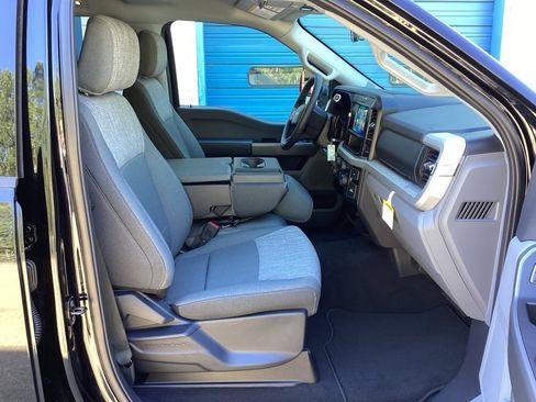New 2025 Ford F250 XLT w/ FX4 Off-Road Package image 33
