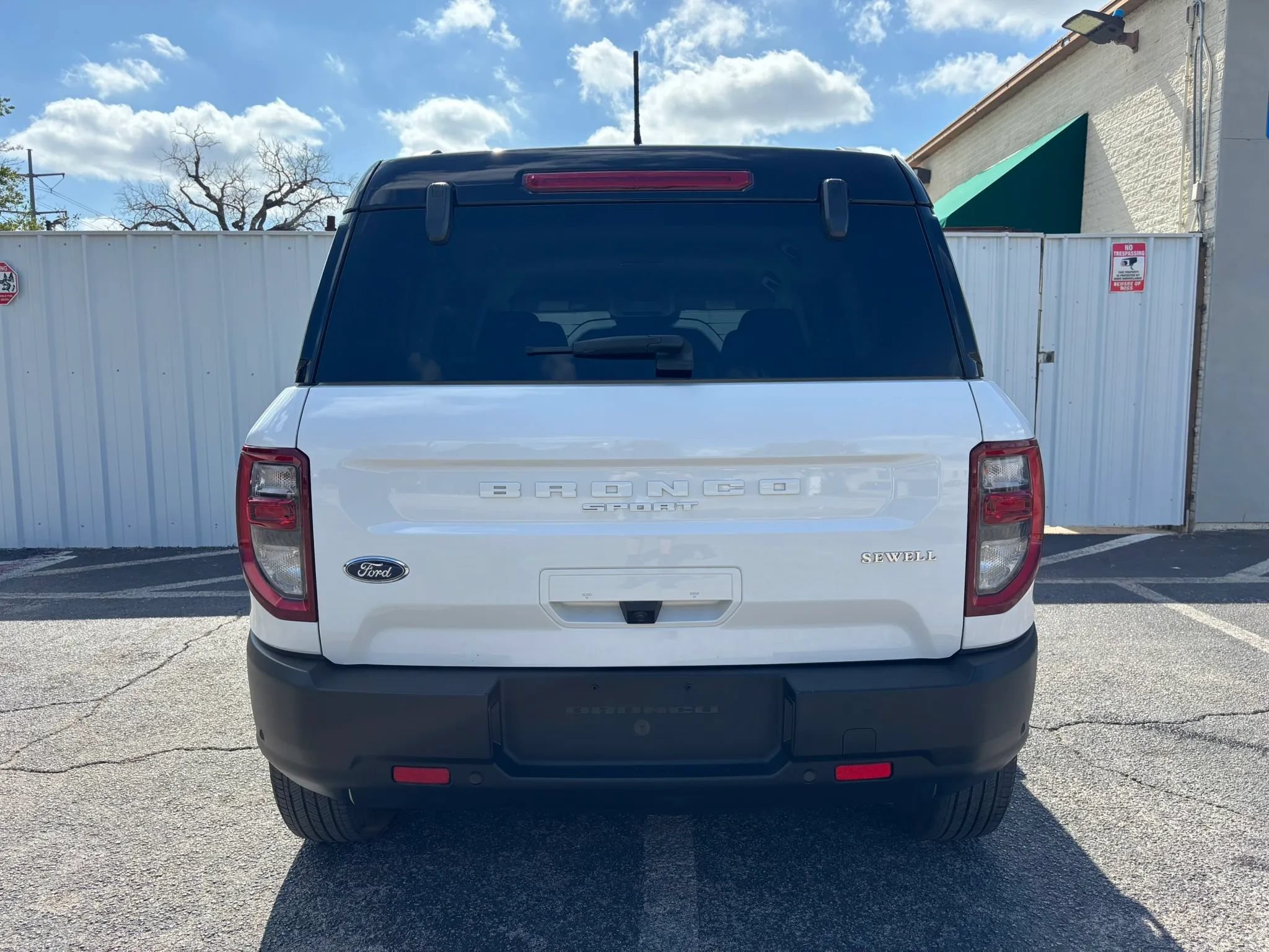 Used 2024 Ford Bronco Sport Outer Banks w/ Tech Package AWD/4WD image 4