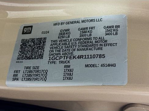 Used 2024 Chevrolet Colorado ZR2 w/ Safety Package image 35