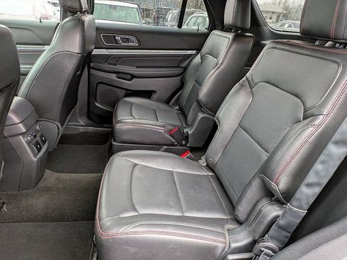 Used 2018 Ford Explorer Sport w/ Equipment Group 401A image 27