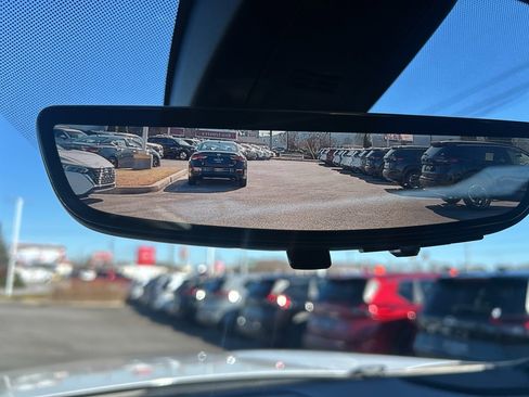 Used 2021 Chevrolet Tahoe Premier w/ Premium Package image 26