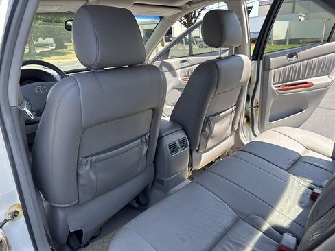 Used 2005 Toyota Camry XLE FWD image 46