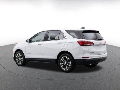 Used 2025 Chevrolet Equinox LT AWD/4WD image 7