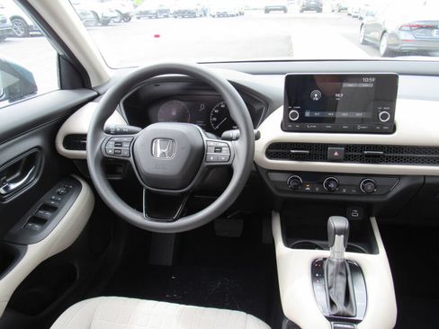 Used 2024 Honda HR-V LX image 8