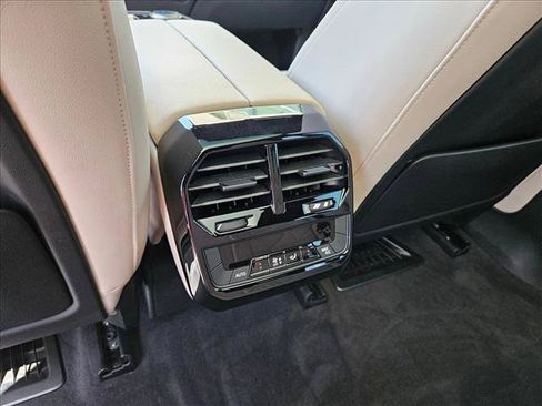 Certified 2025 BMW iX xDrive50 AWD/4WD image 17