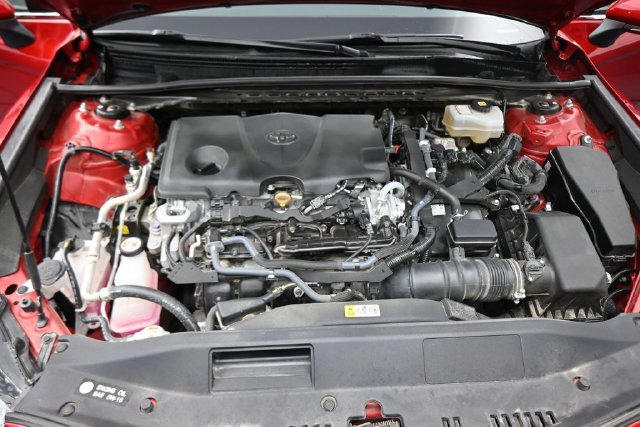 Used 2023 Toyota Camry XLE w/ Cold Weather Package FWD image 12