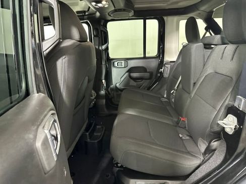 Used 2023 Jeep Wrangler Unlimited w/ Cold Weather Group image 25