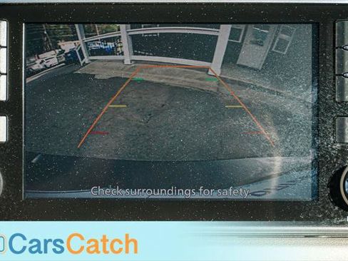 Used 2021 Nissan Versa SV image 27