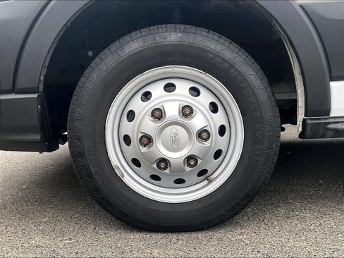 Used 2022 Ford Transit 350 DRW image 7