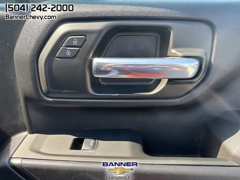 Used 2024 Chevrolet Silverado 2500 Custom w/ Custom Value Package image 13